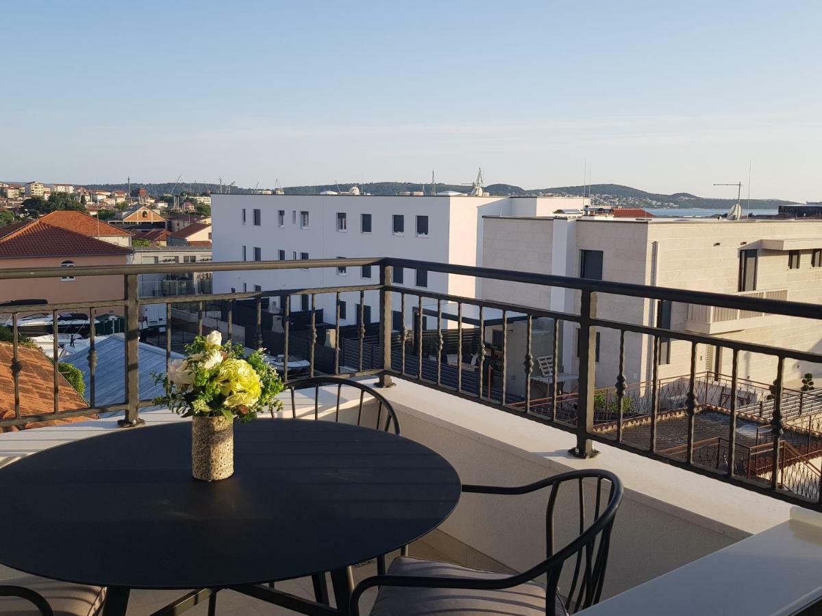 Luxury Apartman Ivana โตรกีร์ ภายนอก รูปภาพ